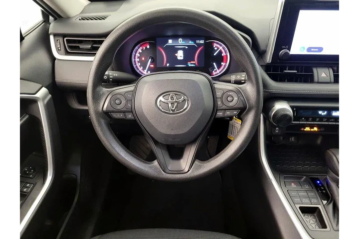 $24998 : Toyota RAV4 2024 AWD LE 4dr image 10
