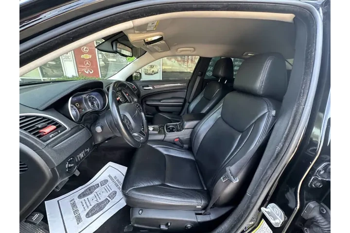 $18499 : 2018 300 Touring image 5