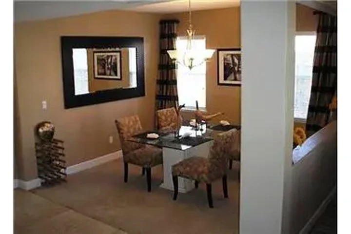 $3500 : Rental property with 4 bedro image 3