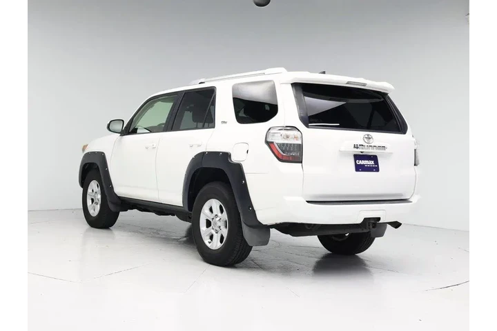 $25998 : Toyota 4Runner 2016 4x2 SR5 image 2