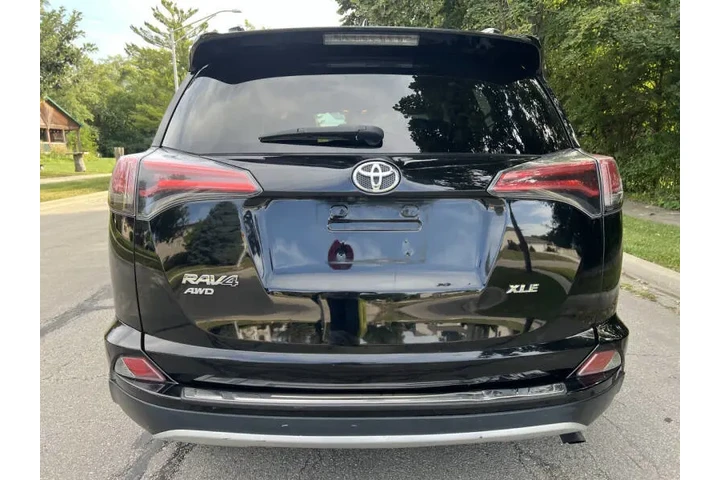 $13997 : 2018 RAV4 XLE image 6