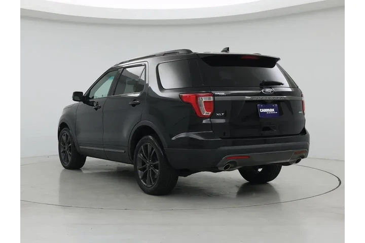 $23998 : Ford Explorer 2017 AWD XLT 4 image 2