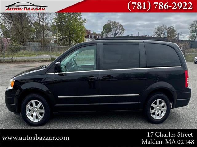 $3900 : Used 2009 Town & Country 4dr image 2