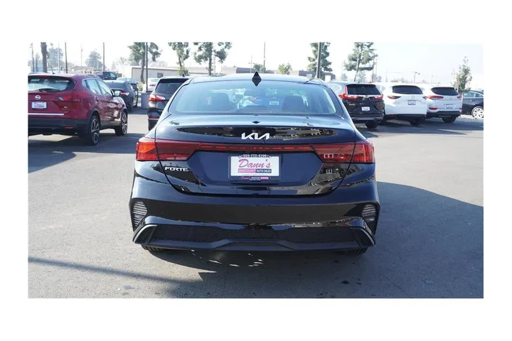 $16250 : 2023 Forte LXS image 6