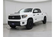 $33998 : Toyota Tundra 2018 4x4 SR5 4 thumbnail