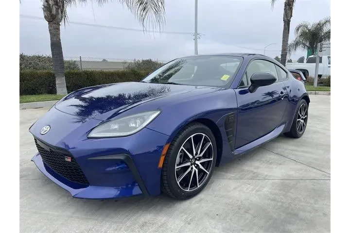 $28567 : Toyota GR86 2022 2dr Coupe 6 image 1