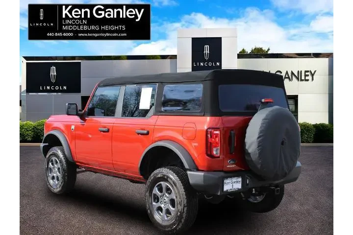 $35899 : Ford Bronco 2022 4x4 Base 4d image 5