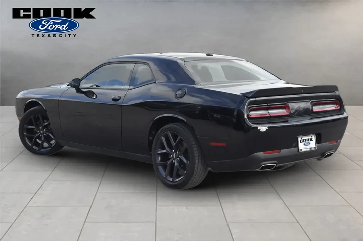 $23425 : Dodge Challenger 2022 SXT 2d image 9