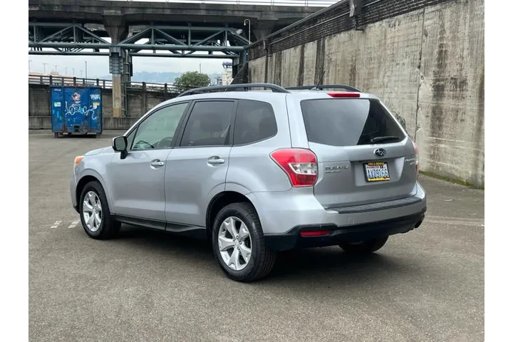 $8988 : 2014 Forester 2.5i Premium image 5