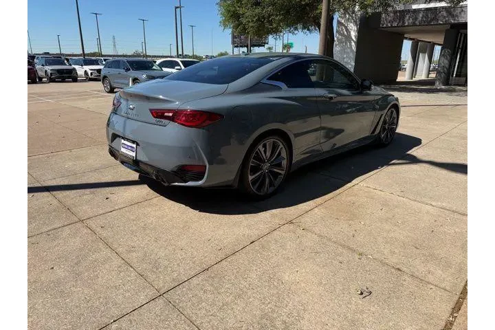 $36980 : INFINITI Q60 2022 Red Sport image 5