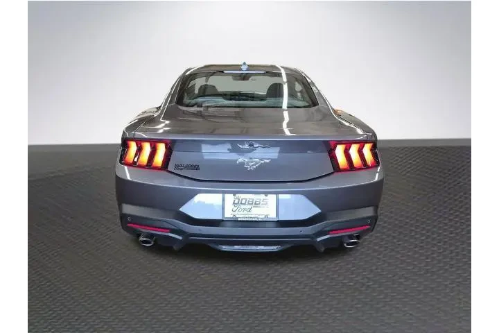 $32888 : Ford Mustang 2025 EcoBoost 2 image 5