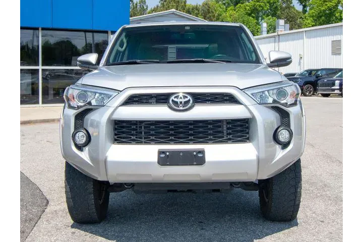 $33816 : Toyota 4Runner 2019 4x4 SR5 image 3