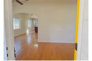 3 Bed / 2 Bath Home Front Hom en Los Angeles