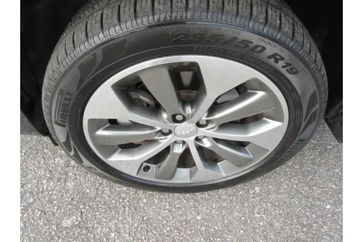 $25990 : Jeep Cherokee 2019 4x4 Overl image 9