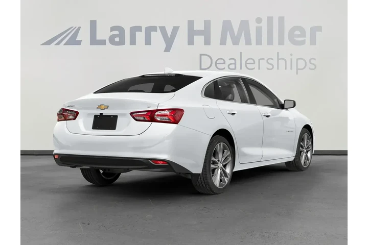 Chevrolet Malibu 2024 LT 4dr image 2