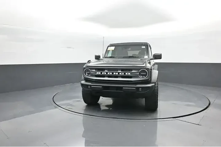$39924 : Ford Bronco 2023 4x4 Base Ad image 2