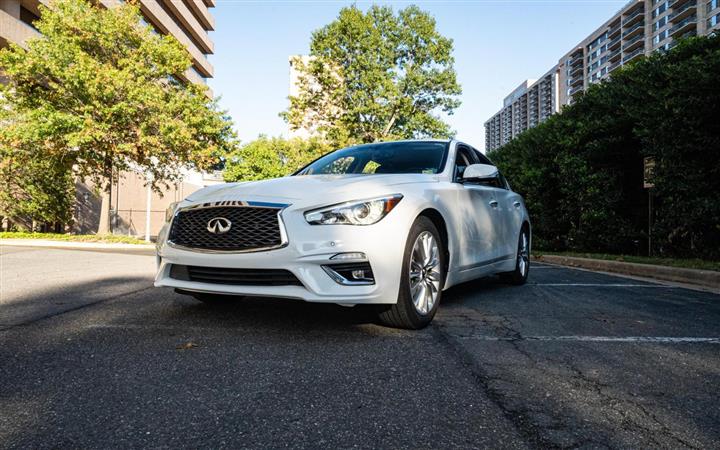 $23050 : 2021 INFINITI Q50 image 8