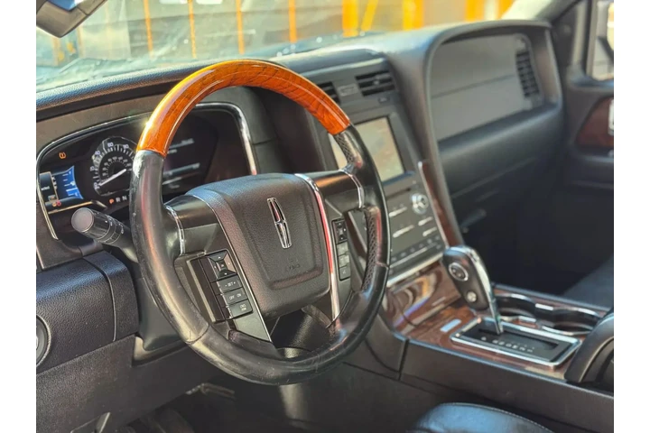 $14990 : 2016 LINCOLN NAVIGATOR L image 9