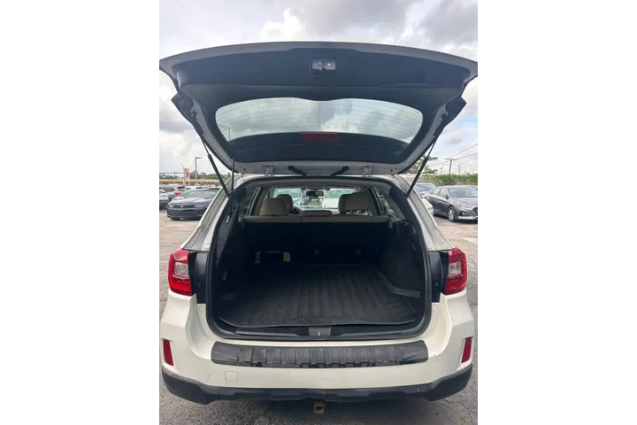 $8850 : 2016 Outback 2.5i Limited image 7