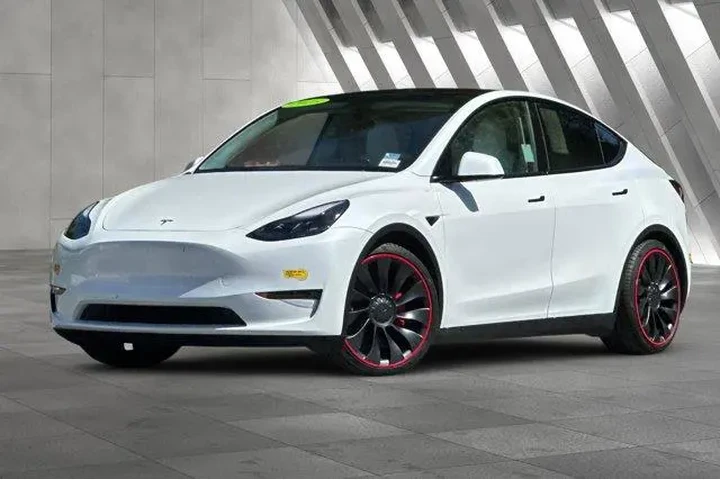 $35700 : Tesla Model Y 2023 AWD Perfo image 2