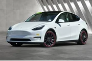 $35700 : Tesla Model Y 2023 AWD Perfo thumbnail