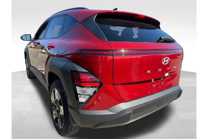 $23987 : Hyundai KONA 2025 AWD SEL 4d image 3