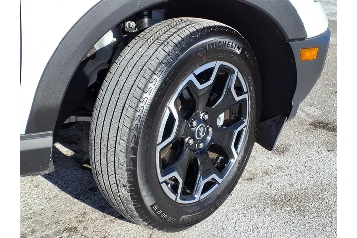 $32175 : Ford Bronco Sport 2025 AWD O image 5