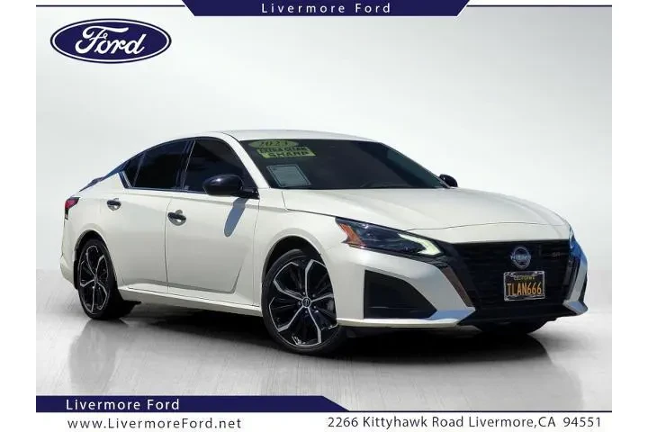 $19200 : Nissan Altima 2023 2.5 SR 4d image 1