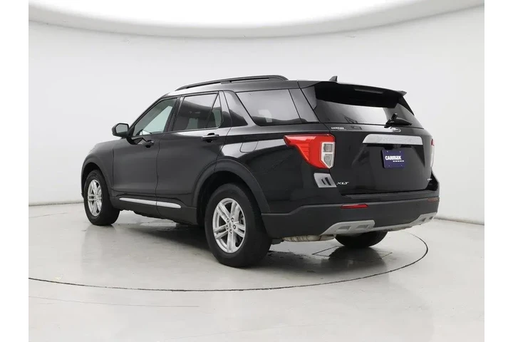 $26998 : Ford Explorer 2022 AWD XLT 4 image 2