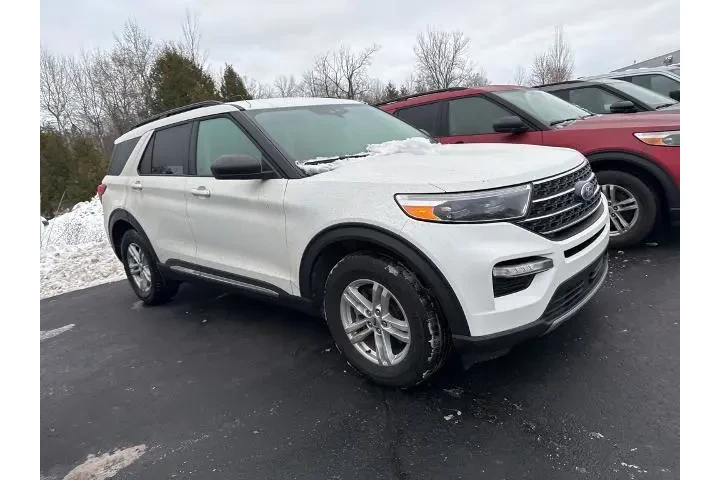 $33449 : Ford Explorer 2023 AWD XLT 4 image 4