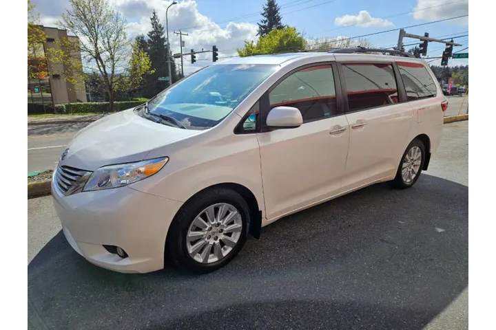 $17499 : 2015 Sienna XLE Premium 7-Pas image 4