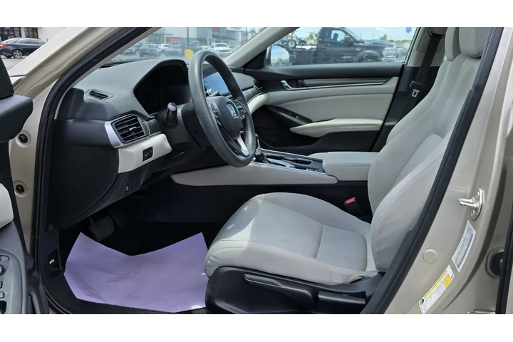 $12500 : (2018) Honda Accord image 7