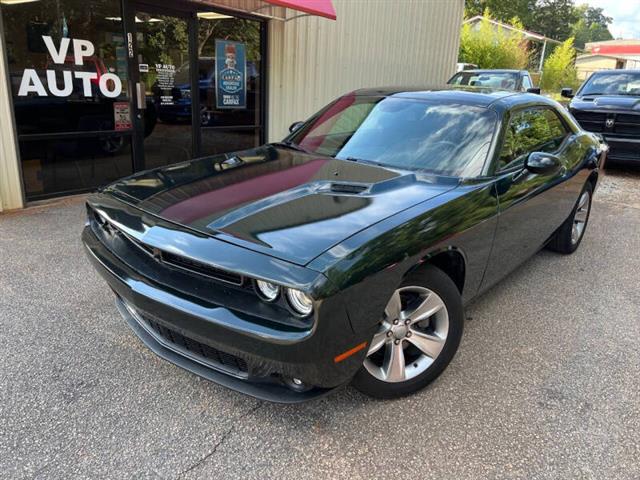 $14999 : 2017 Challenger SXT image 1