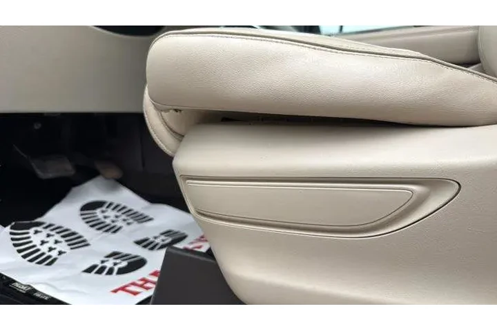 $23909 : Lincoln Navigator 2018 4x4 S image 10