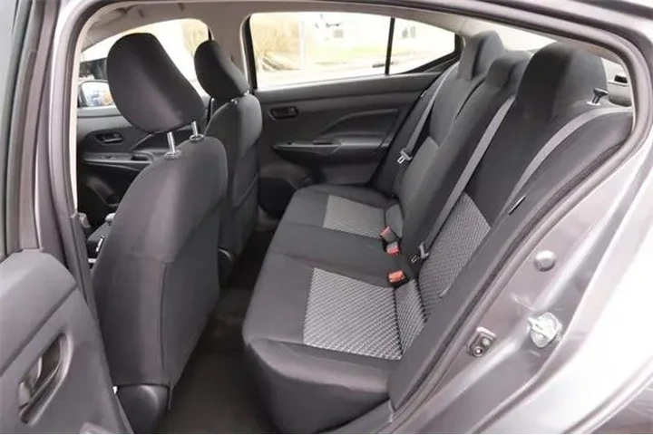 $15950 : Nissan Versa 2022 S 4dr Seda image 9