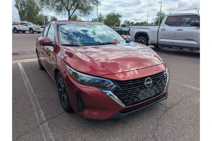 Nissan Sentra 2024 SV 4dr Se image 3