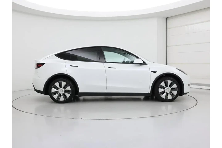 $33998 : Tesla Model Y 2022 AWD Long image 7