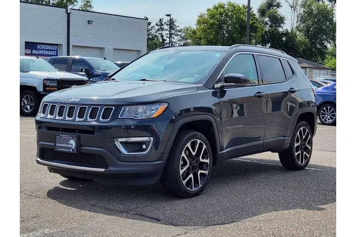 $14985 : 2018 Compass Limited image 7