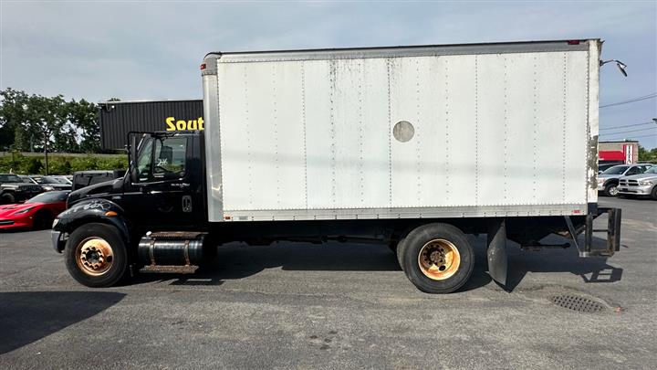 $29995 : 2008 International 4300 image 4