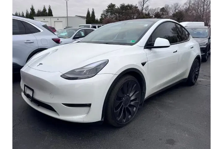 $33731 : Tesla Model Y 2023 AWD Perfo image 2