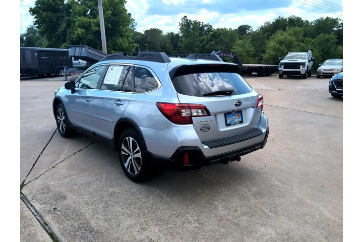 $15995 : 2018 Outback image 7