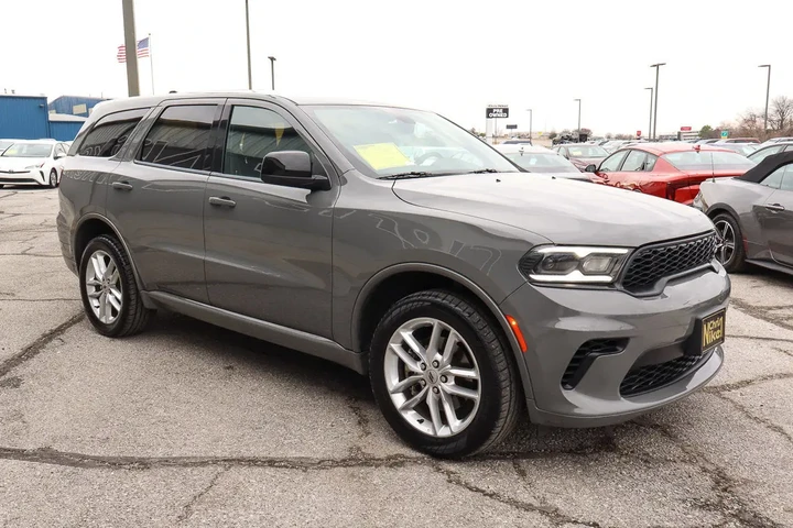 $25688 : 2023 Durango GT AWD image 3