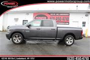 $24333 : Used 2014 1500 4WD Crew Cab 1 thumbnail