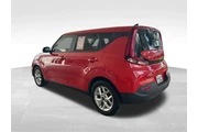 $8951 : Kia Soul 2022 S 4dr Crossove thumbnail