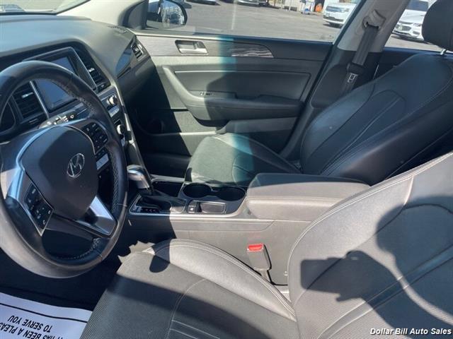 $14995 : 2018 SONATA Limited Sedan image 10