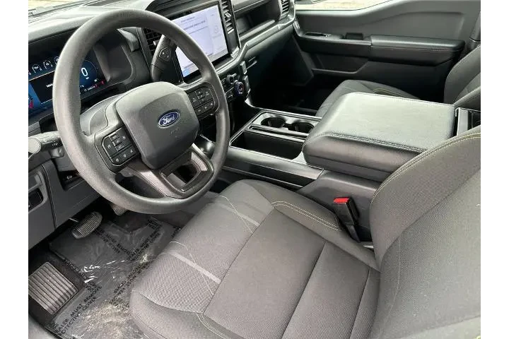 $39990 : Ford F-150 2025 4x2 STX 4dr image 10