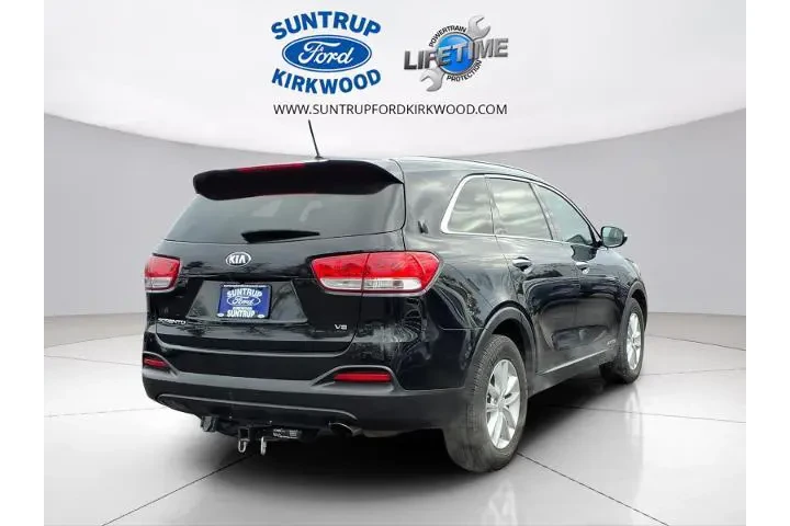 $9987 : Kia Sorento 2017 AWD LX V6 4 image 3