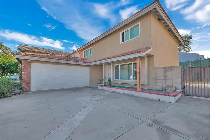 $1800 : Santa Ana - Home Available image 2