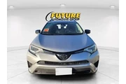 $17997 : Toyota RAV4 2018 LE 4dr SUV thumbnail