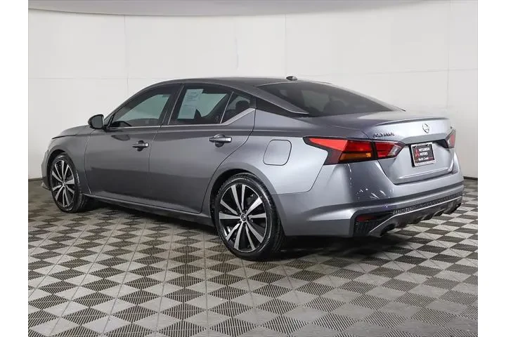 $11499 : Nissan Altima 2020 2.5 SR 4d image 6